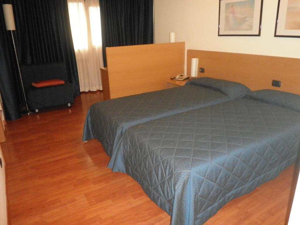 Hotel Selide Дезио Номер фото