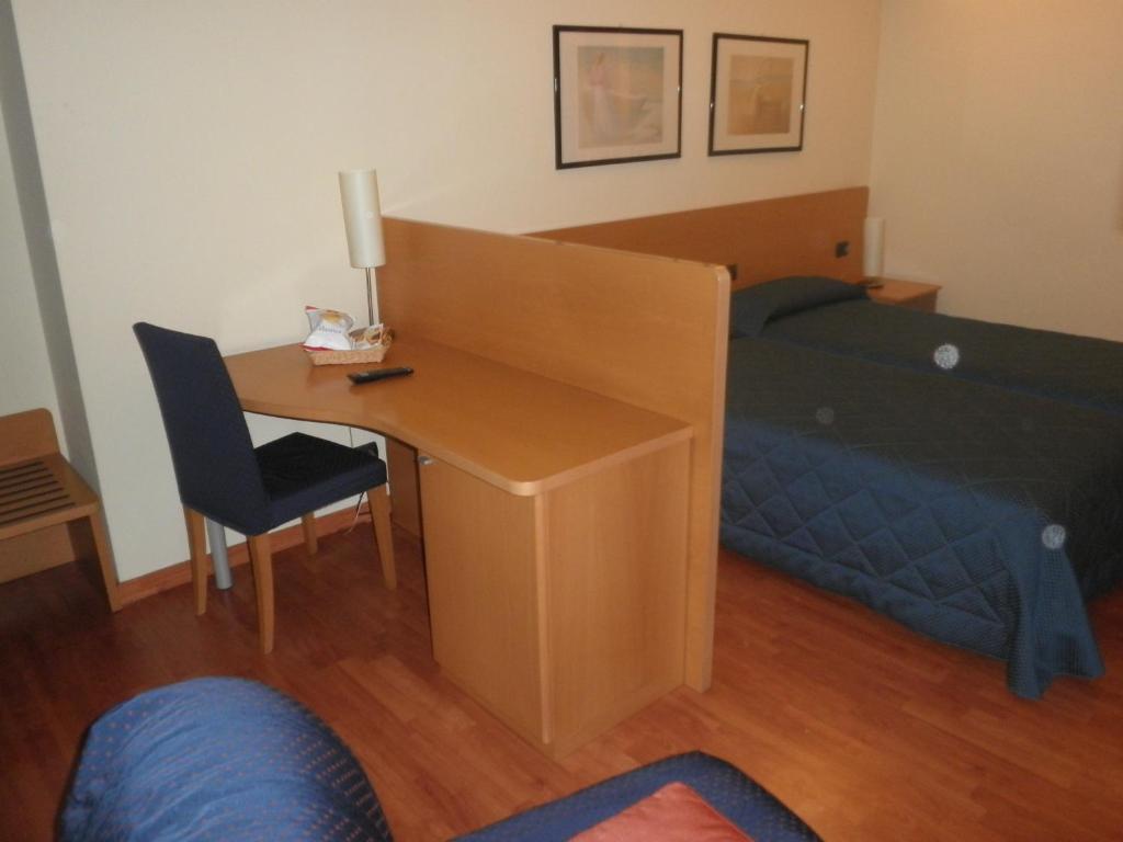 Hotel Selide Дезио Номер фото