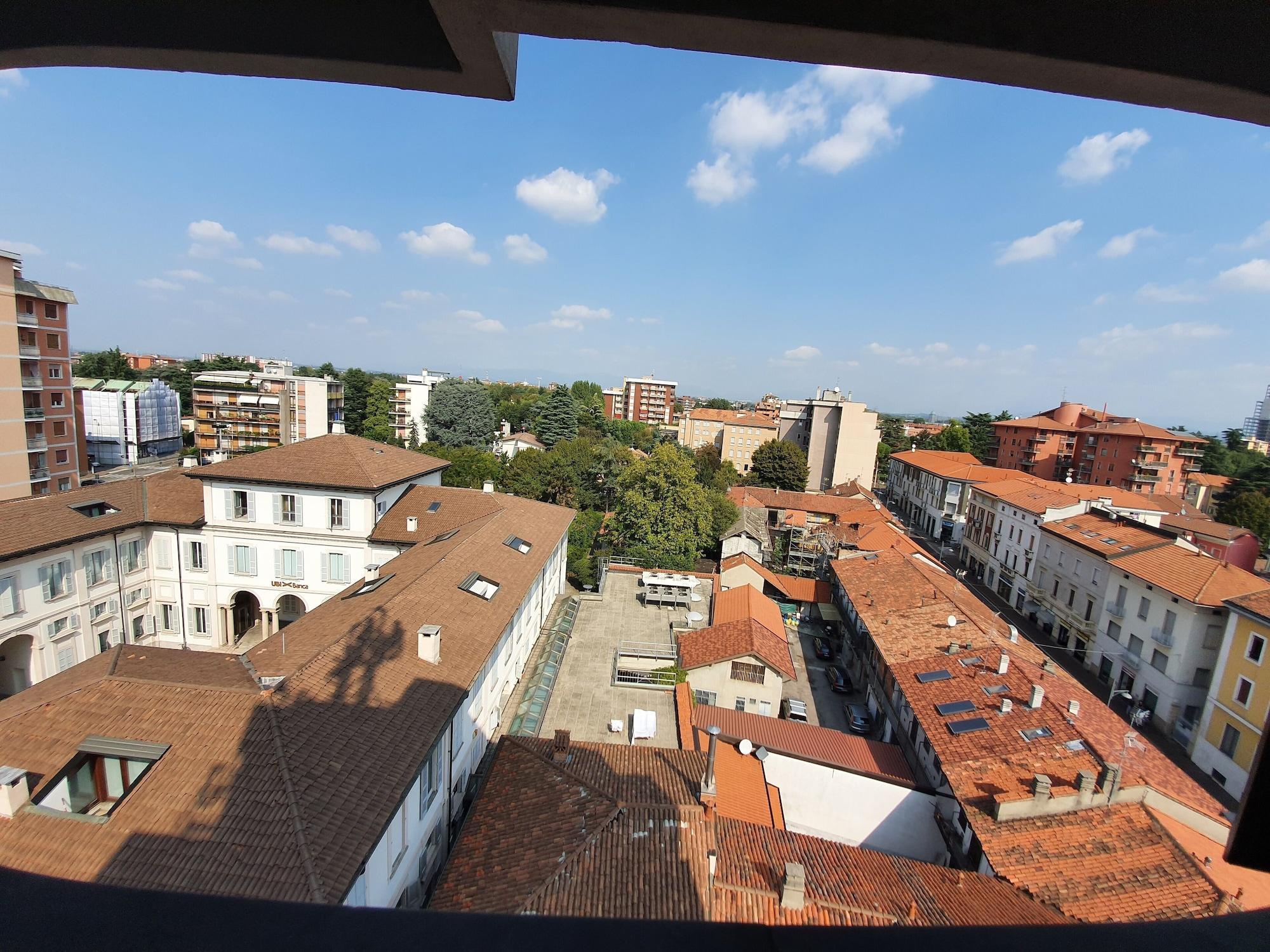 Hotel Selide Дезио Экстерьер фото